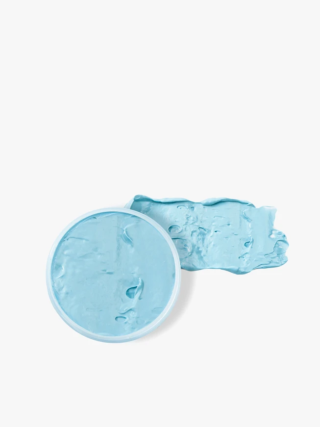 Light blue shoe cream