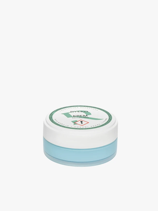 Light blue shoe cream