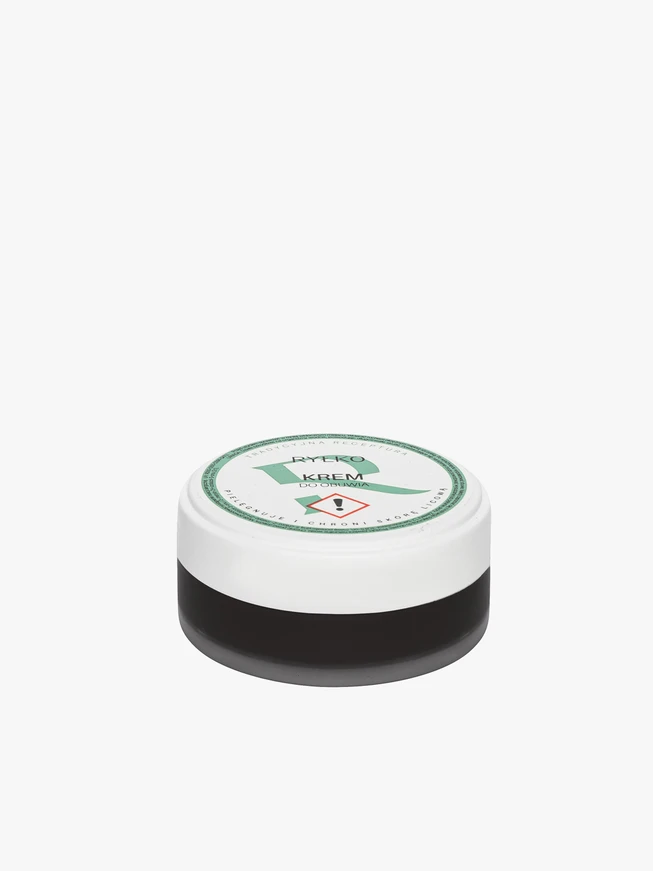 Brown shoe cream