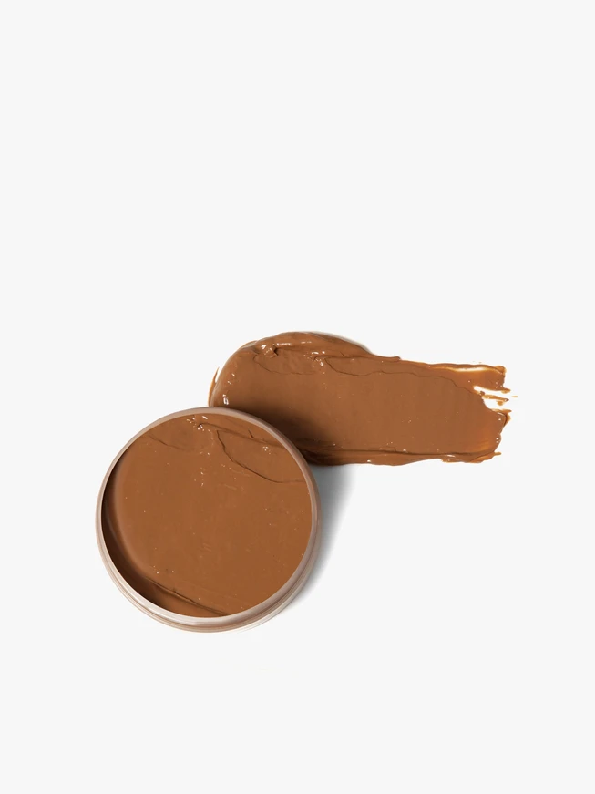 Light brown shoe cream