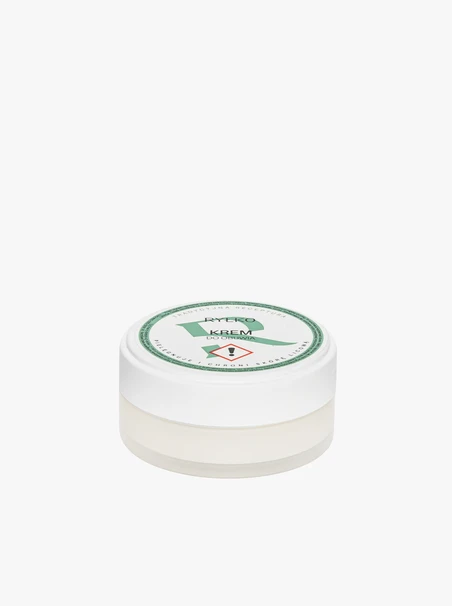 Neutral shoe cream