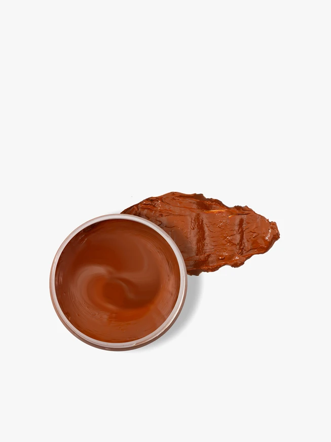 Light orange shoe cream