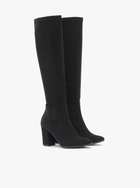 Stiefel mit flexiblem Schaft