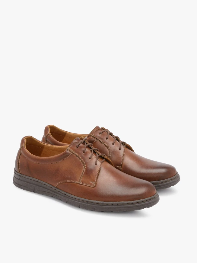 Braune Herrenhalbschuhe