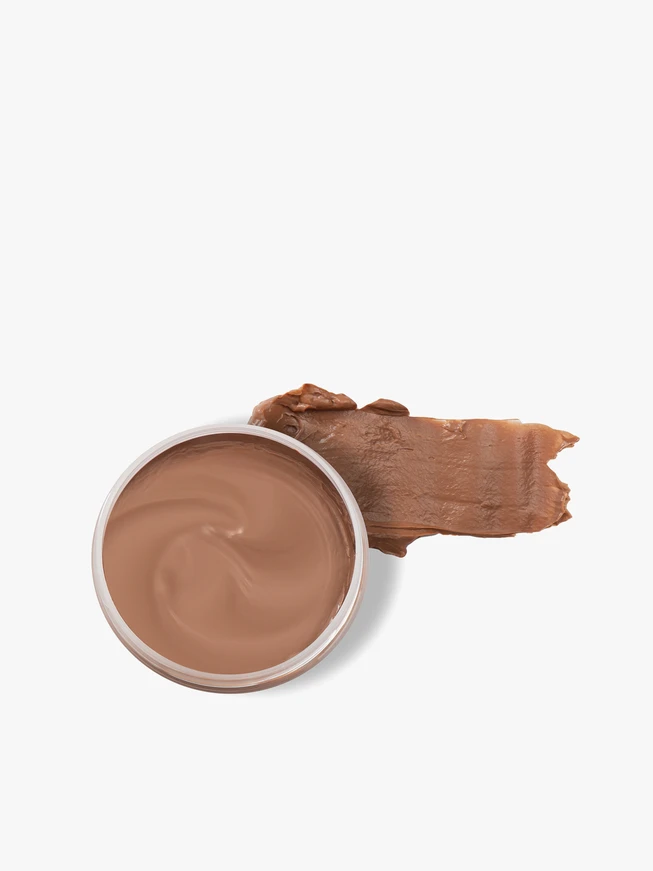 Beige shoe cream