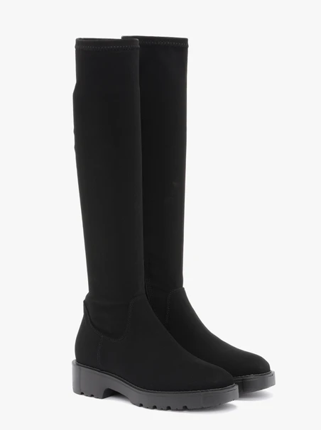 Schwarze Stiefel mit elastischem Schaft