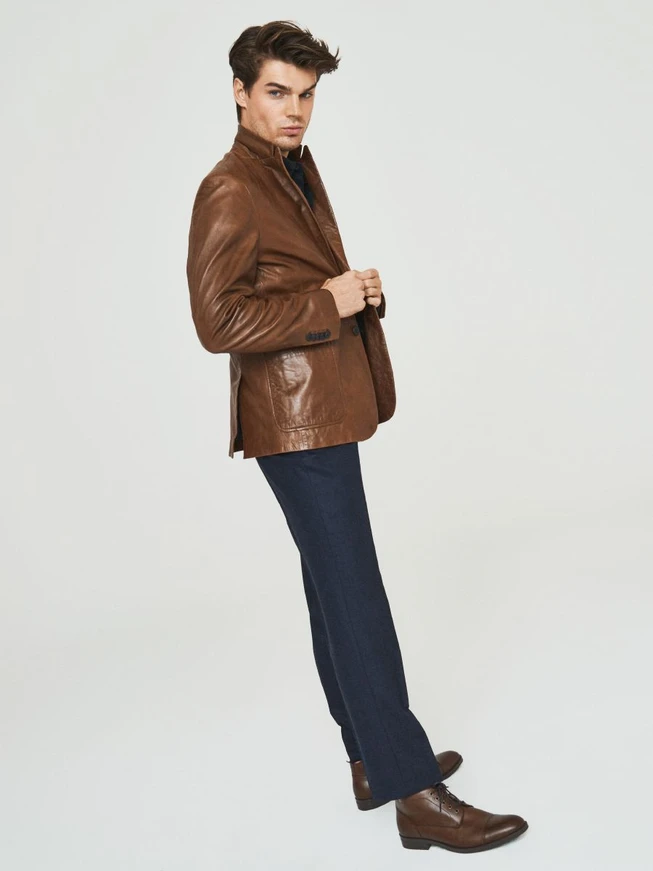 Braune Lederstiefel