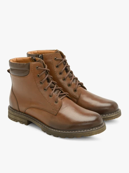 Braune Herrenstiefel