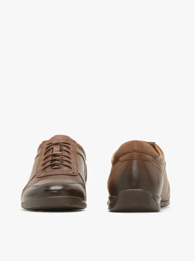 Braune Herrenhalbschuhe