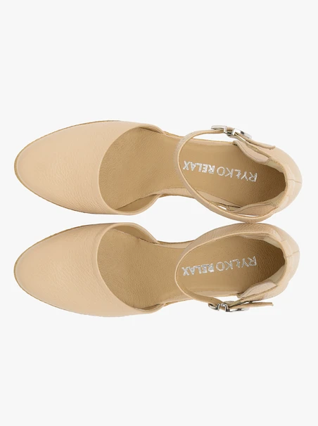 Beige-rosa Plateau-Pumps