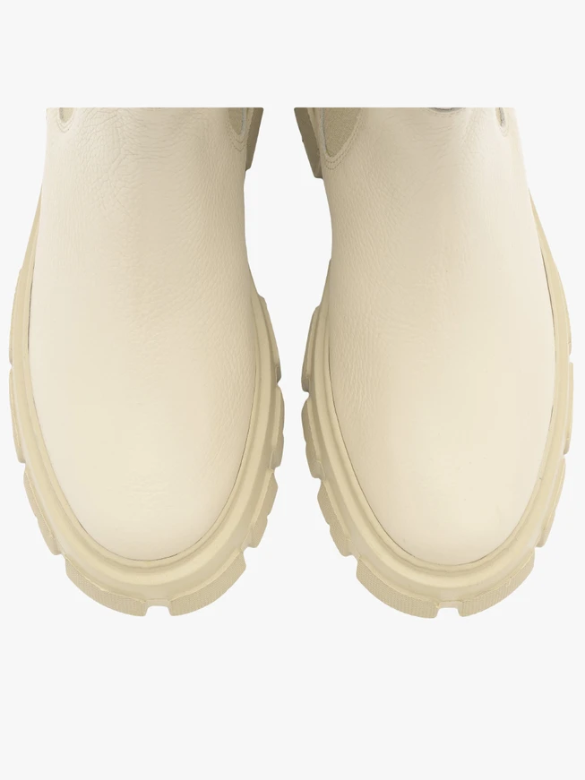 Beigefarbene Slingbacks auf leichter Sohle