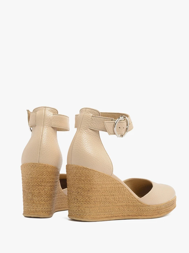 Beige-rosa Plateau-Pumps