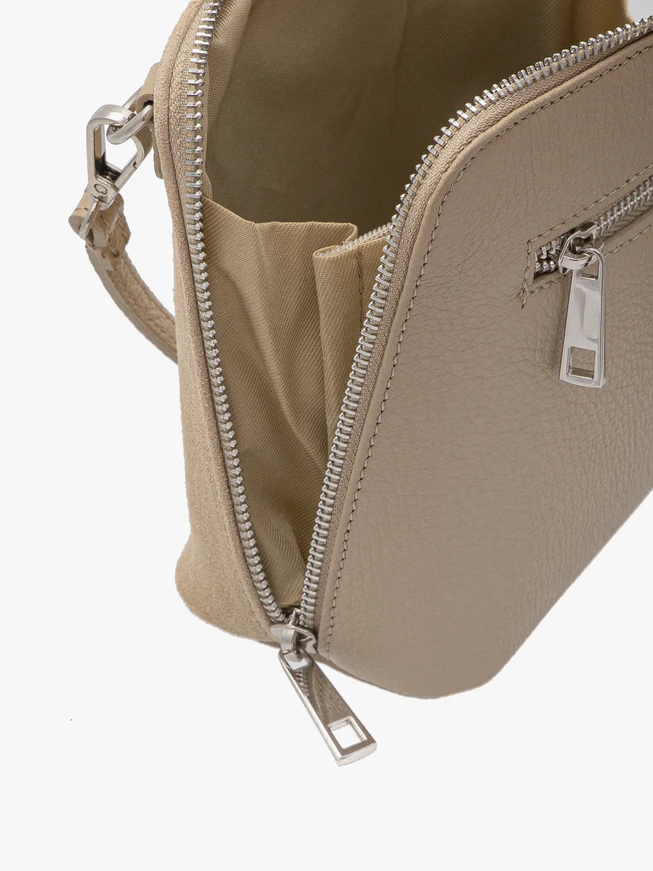 Small beige shoulder bag