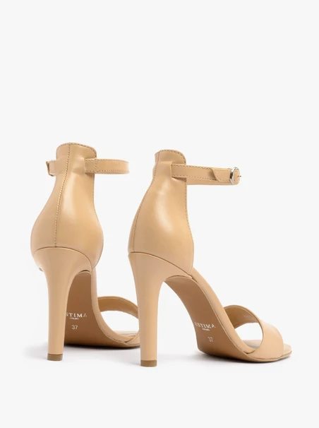 Beigefarbene Stiletto-Sandalen