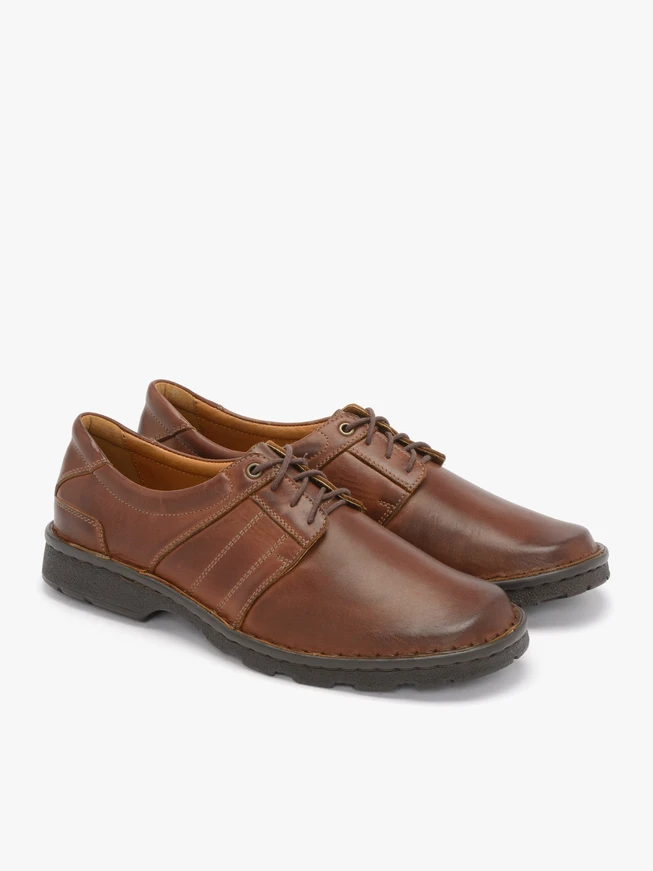 Braune Herrenhalbschuhe