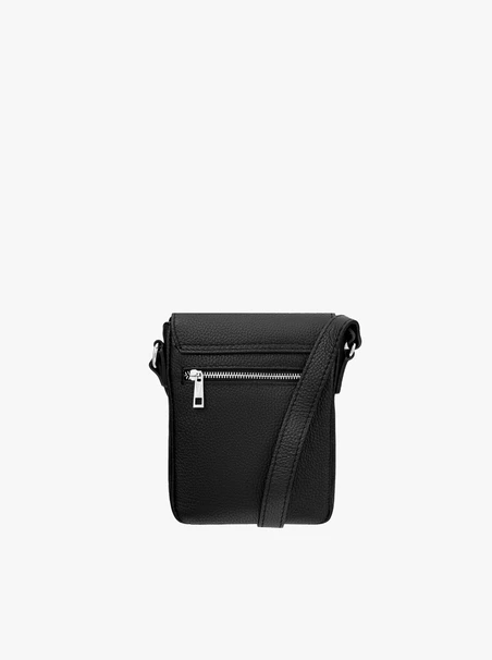 Klassische schwarze Tasche aus genarbtem Leder