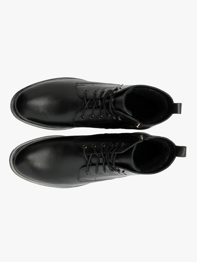 Schwarze Herrenstiefel