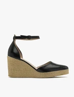 Schwarze zweiteilige Plateau-Pumps