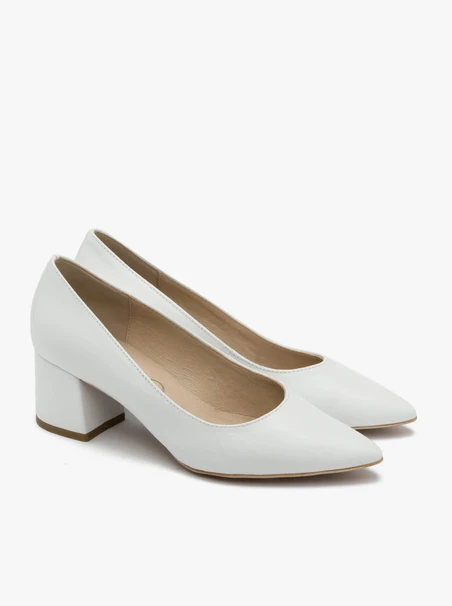 White chunky-heel pumps