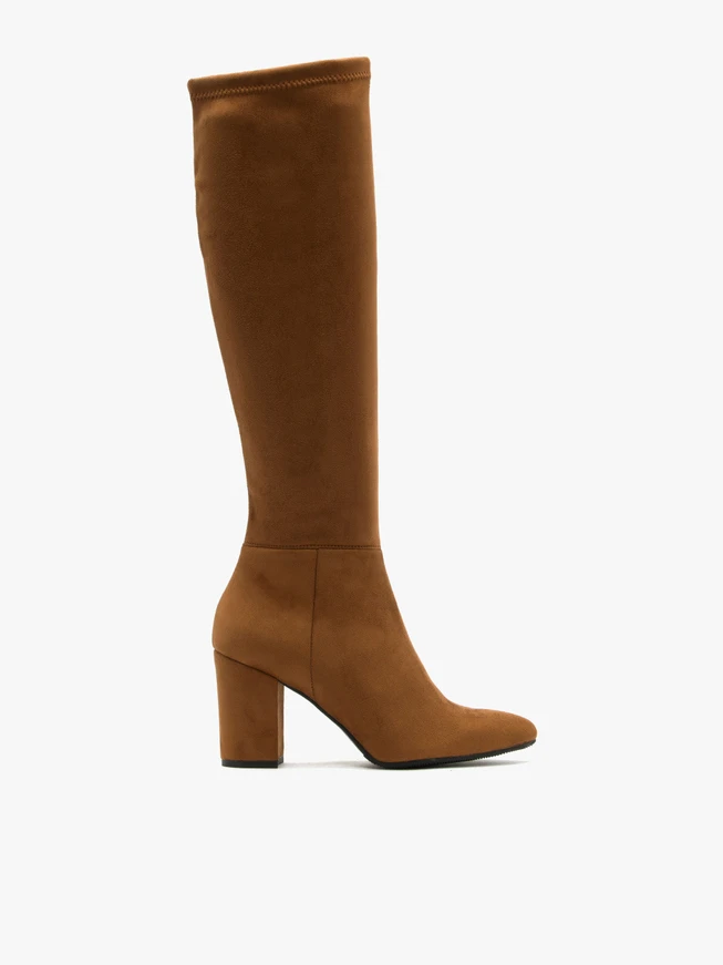 Hellbraune Stiefel mit elastischem Schaft