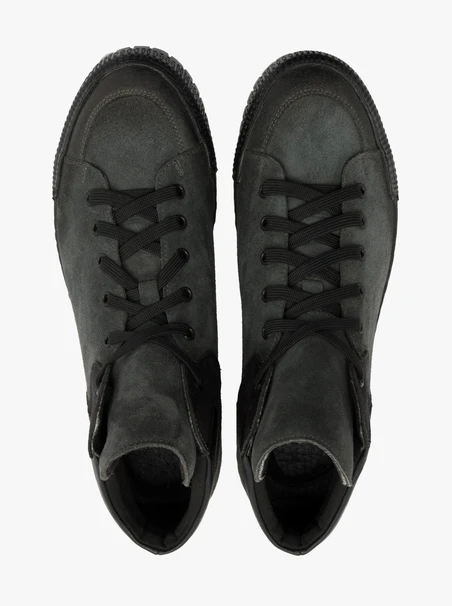 Grau-schwarze Herren-Turnschuhe