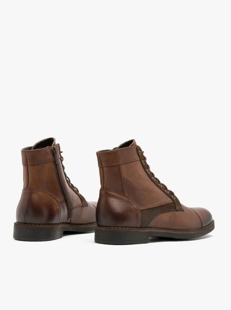 Isolierte Stiefel im Freizeitstil aus Wolle