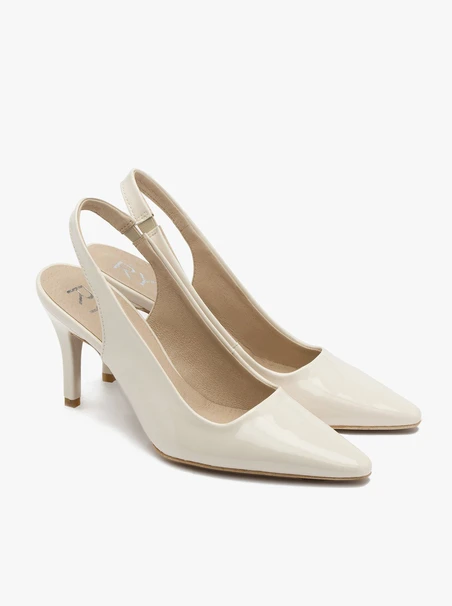 Lakierowane kremowe czółenka typu slingback