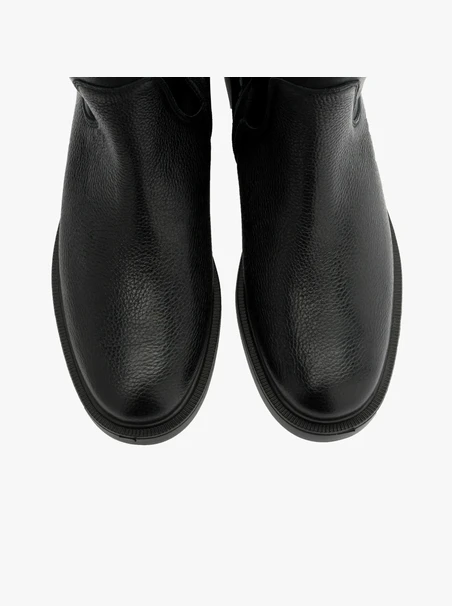 Schwarze Overknee-Stiefel mit elastischem Schaft