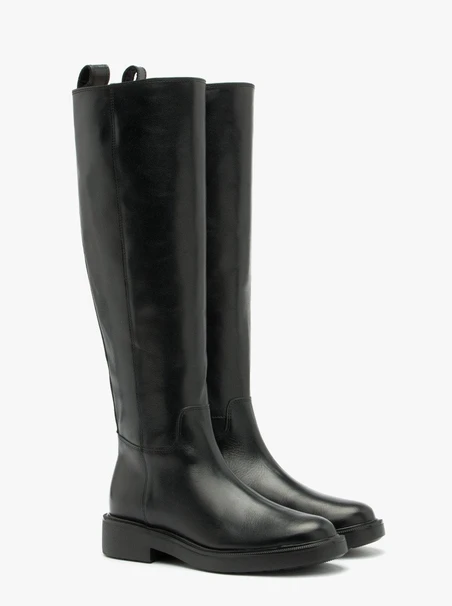 Schwarze Stiefel