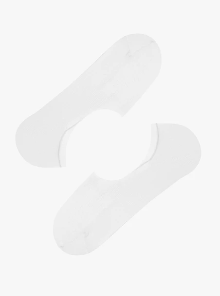 White women’s cotton ankle socks