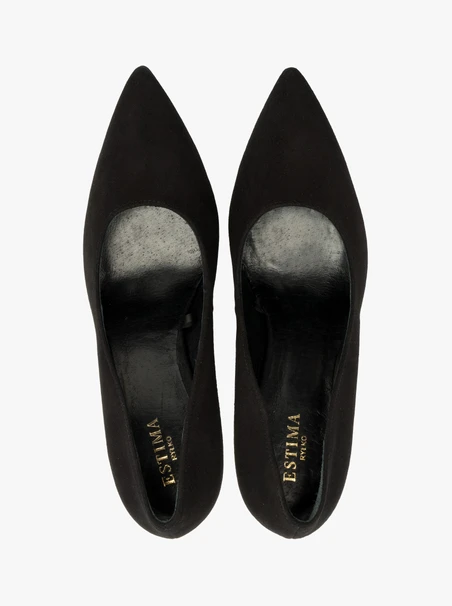 Schwarze hochhackige Pumps