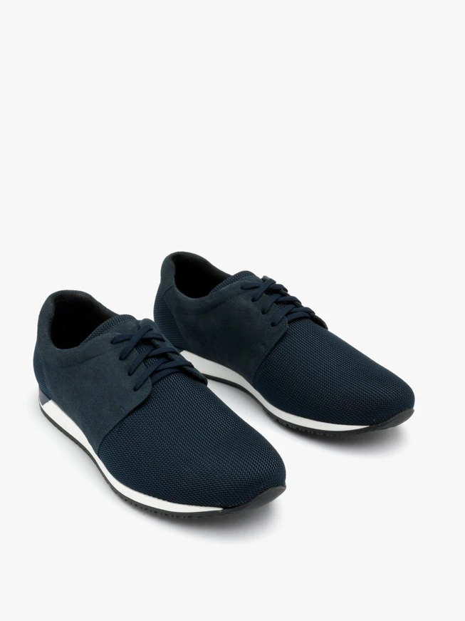 Marineblaue Sportschuhe für Männer