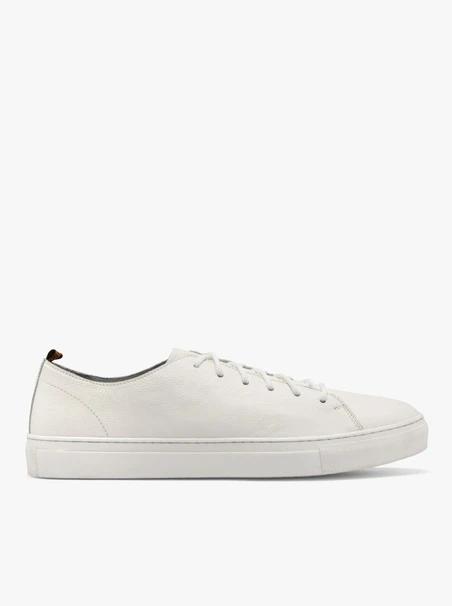 Białe półbuty sportowe