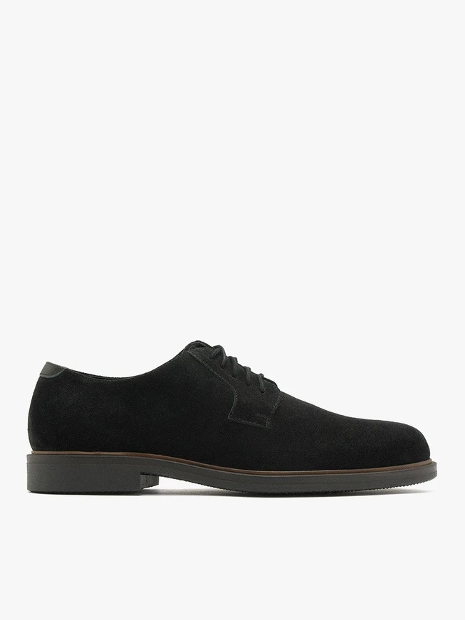 Schwarze Schnürhalbschuhe