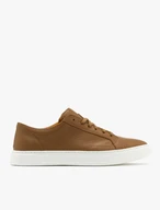 Braune halbe Sportschuhe