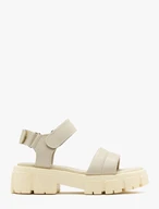 Cremefarbene Sandalen mit leichter Sohle