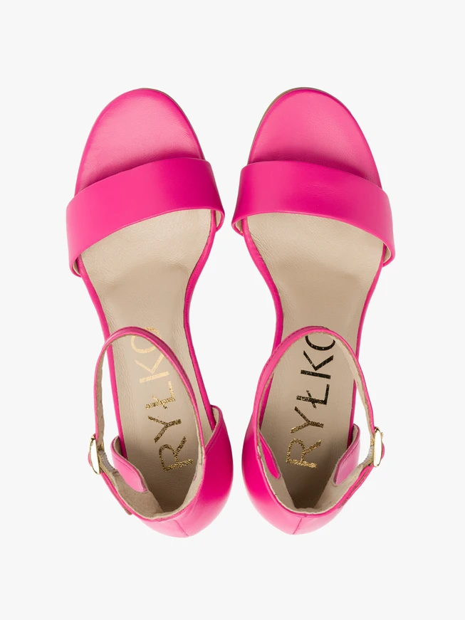 Fuchsiafarbene Stiletto-Sandalen