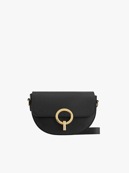 Kleine schwarze Handtasche mit goldenen Details