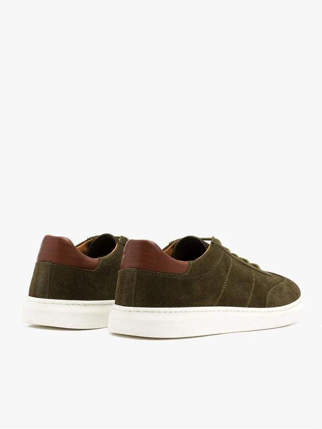 Olivefarbene Herrenhalbschuhe