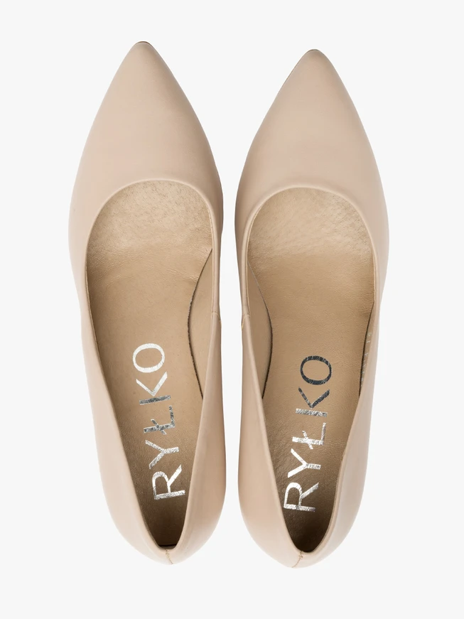 Beigefarbene Pumps mit Stilettoabsatz