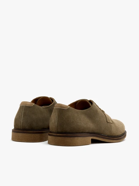 Olivefarbene Schnürhalbschuhe