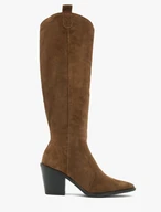 Braune Stiefel mit hohem Absatz