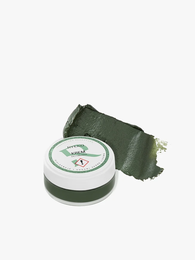 Green shoe cream