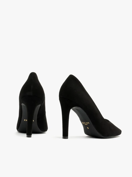 Schwarze hochhackige Pumps