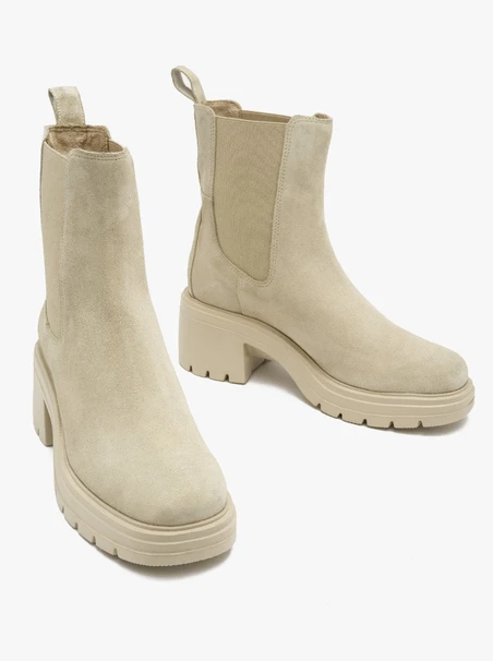 Beige Damenpantoffeln