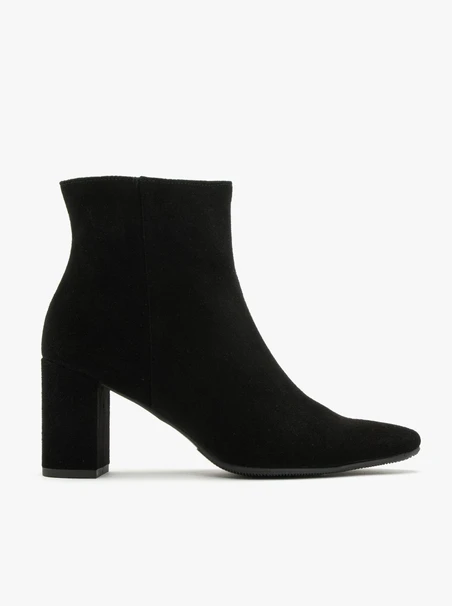 Schwarze Stöckelschuhe