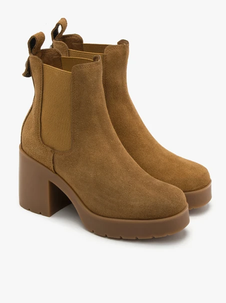 Rote Damen-Slingbacks mit massivem Absatz