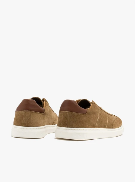 Braune Herrenhalbschuhe
