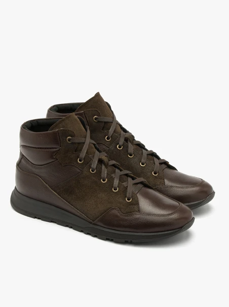 Sporty men’s boots