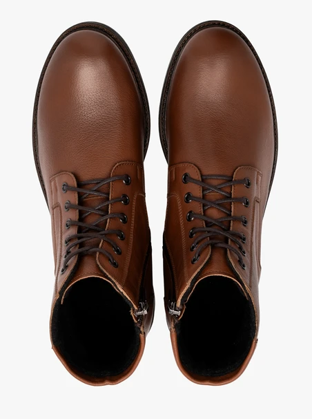 Brown men’s boots